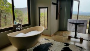 Marvel at the scope of these views, even from your bathroom